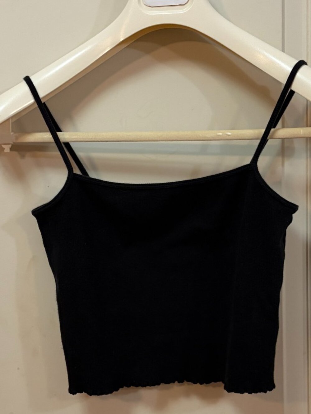 H & M Divided Women's Size M  95% Cotton/5% Elastane Spaghetti Crop Top. Black